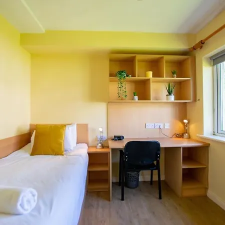 Prázdninový dům 107 - Spacious Townhouse By Shortstays