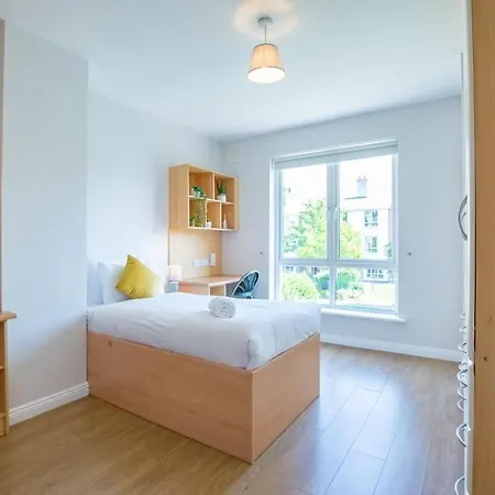 107 - Spacious Townhouse By Shortstays Prázdninový dům *